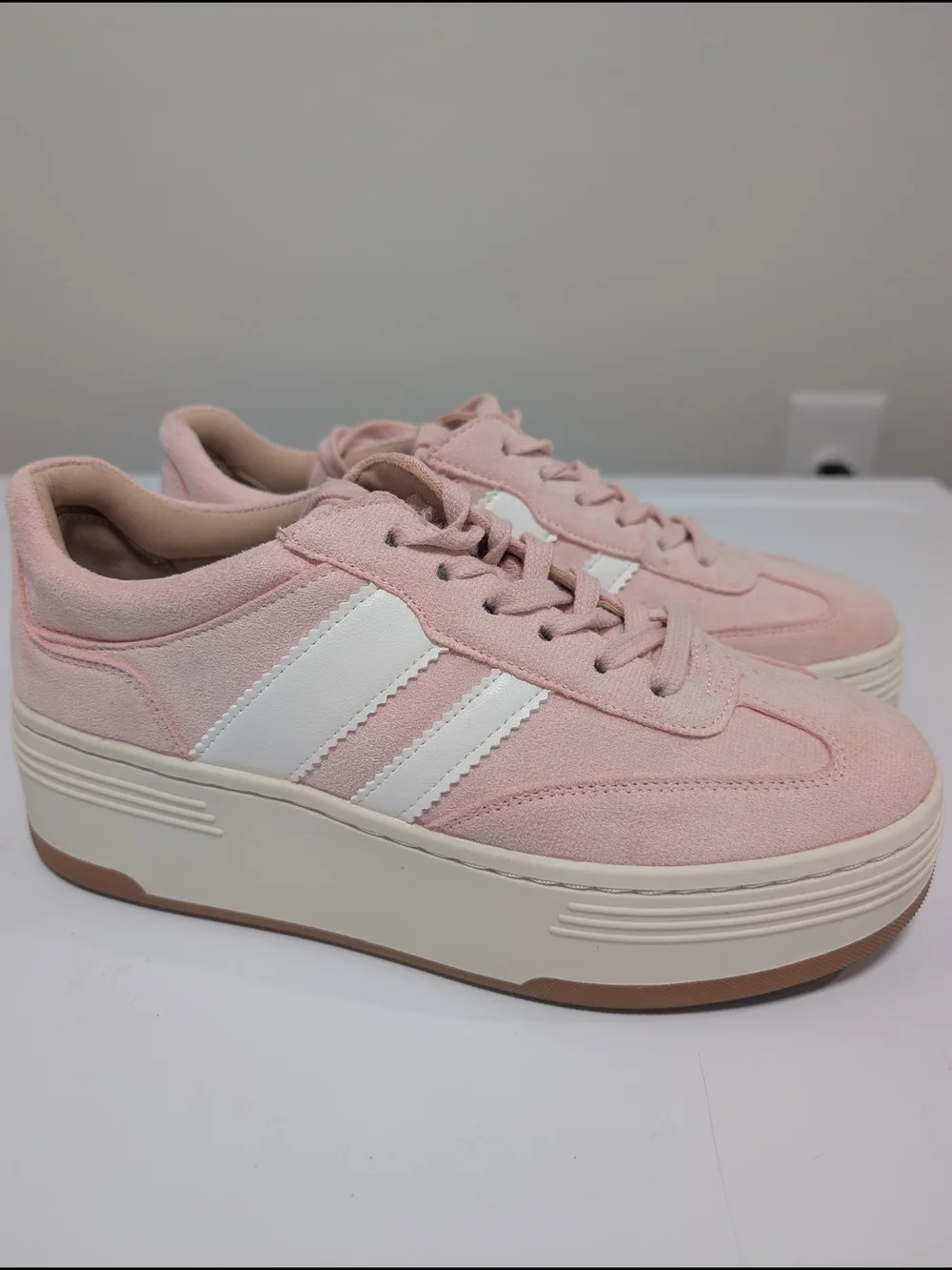 Women's Pink Madden Girl Platform Retro Tennis Shoes